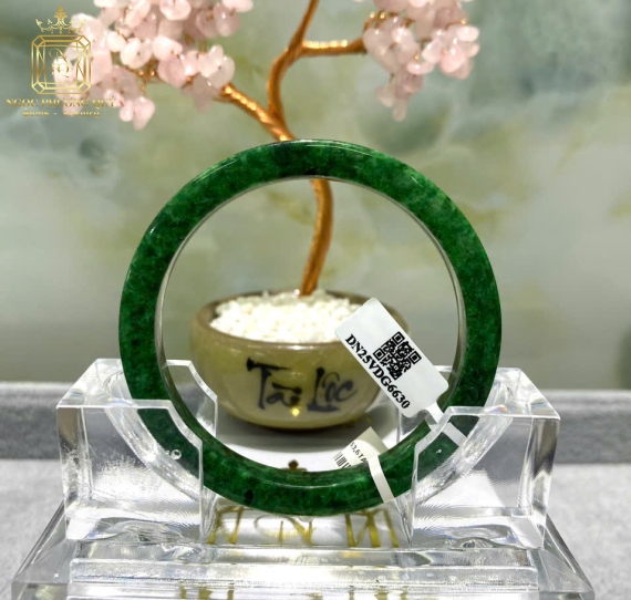 Cẩm thạch tự nhiên