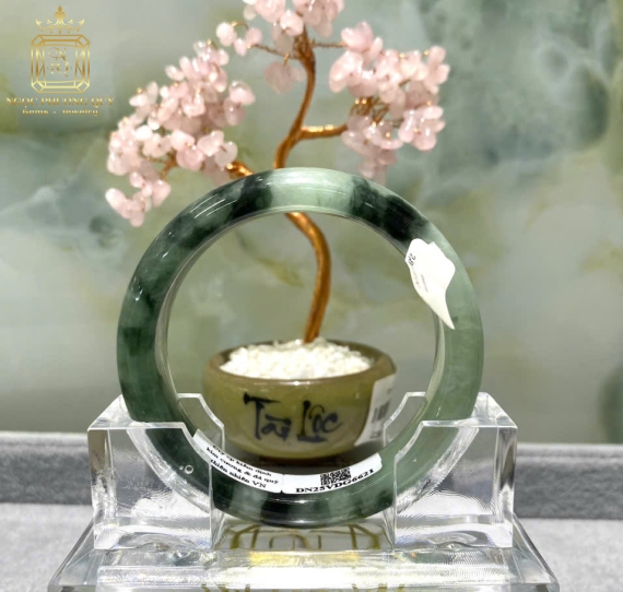 Cẩm thạch tự nhiên