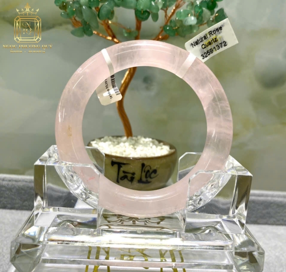 Vòng thạch anh tự nhiên