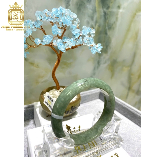 Vòng Cẩm Thạch Tự  Nhiên Type A