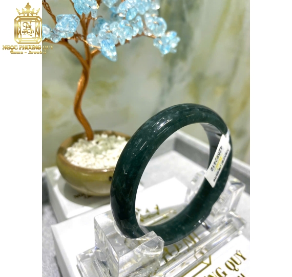 Vòng Cẩm Thạch Tự  Nhiên Type A