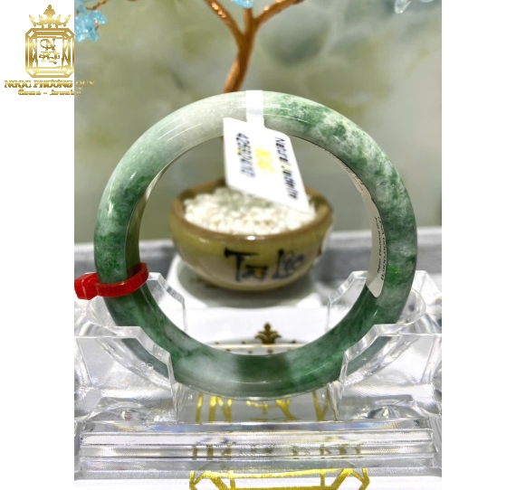 Vòng Cẩm Thạch Tự  Nhiên Type A