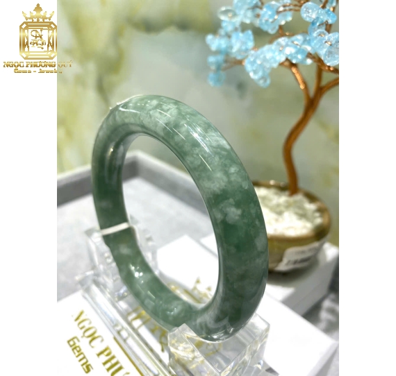 Cẩm thạch tự nhiên