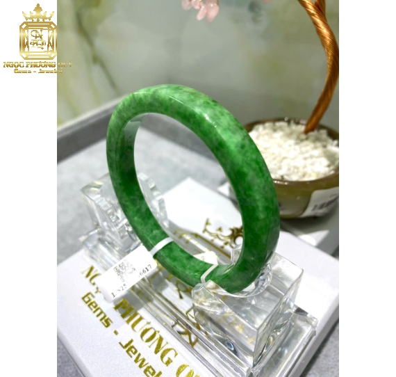 Cẩm thạch tự nhiên