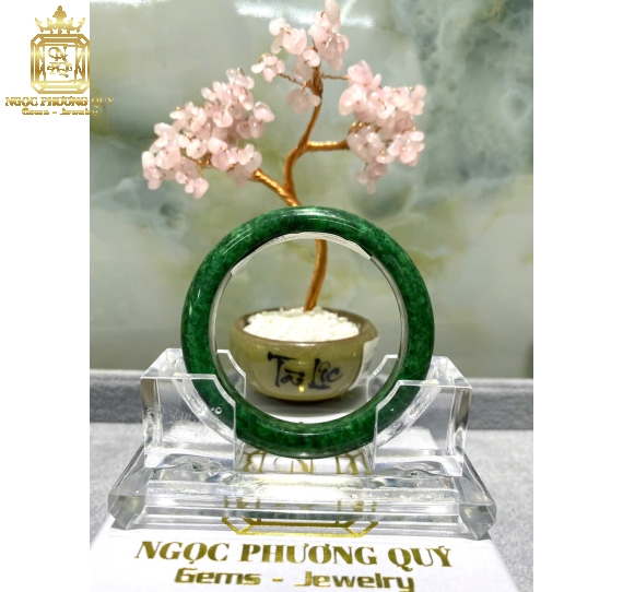 Cẩm thạch tự nhiên