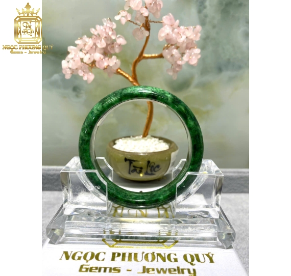 Cẩm thạch tự nhiên
