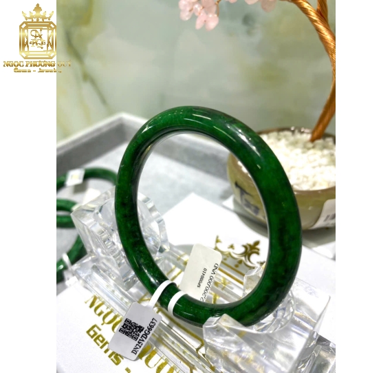 Cẩm thạch tự nhiên