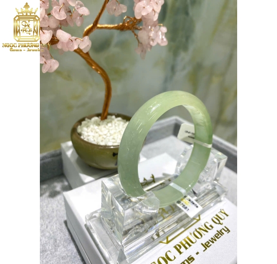 Cẩm thạch tự nhiên