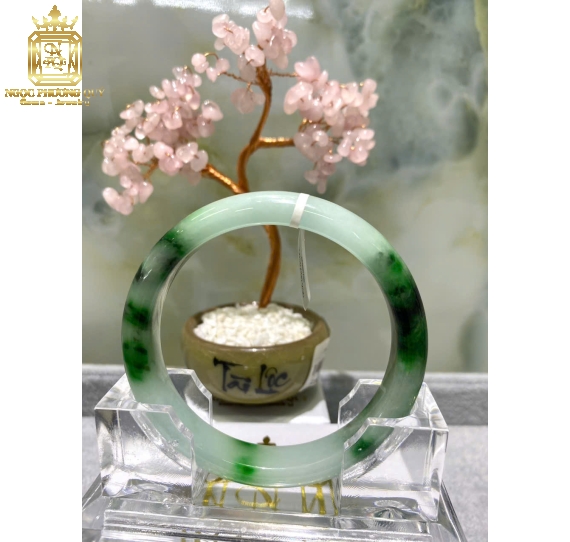 Cẩm thạch tự nhiên