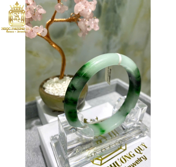 Cẩm thạch tự nhiên