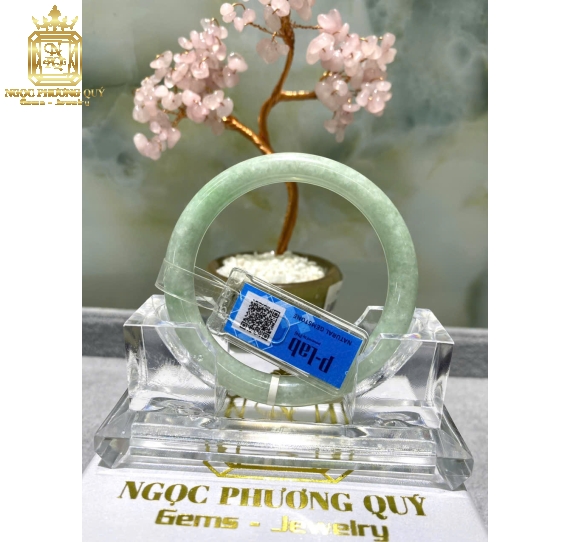Cẩm thạch tự nhiên