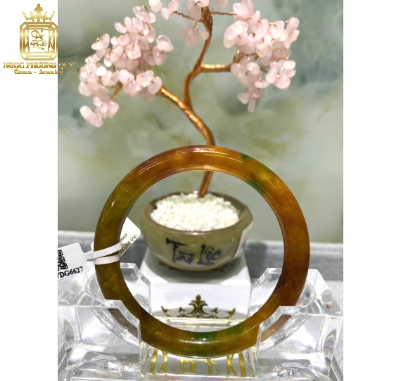 Cẩm thạch tự nhiên