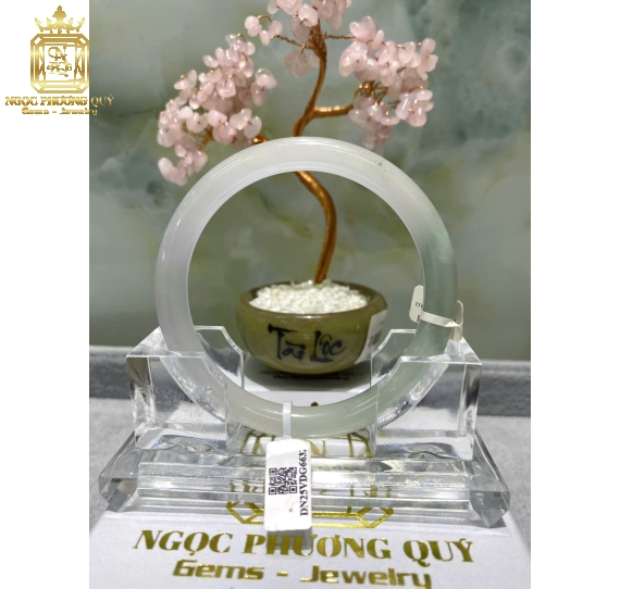 Cẩm thạch tự nhiên