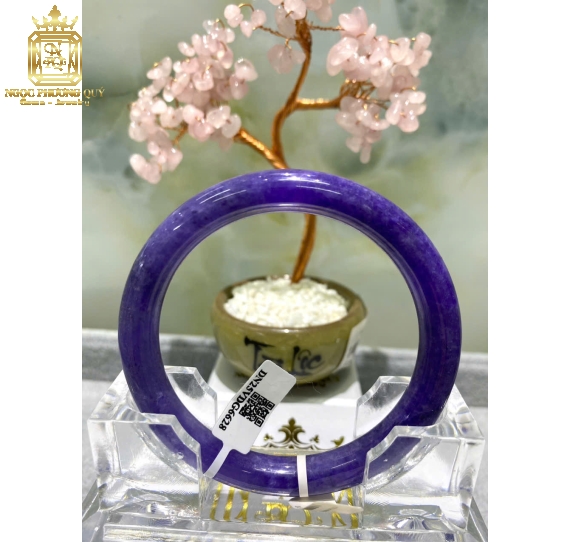 Cẩm thạch tự nhiên
