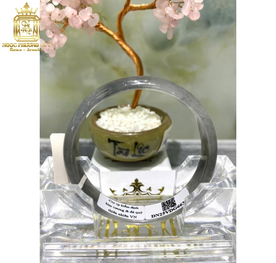 Cẩm thạch tự nhiên