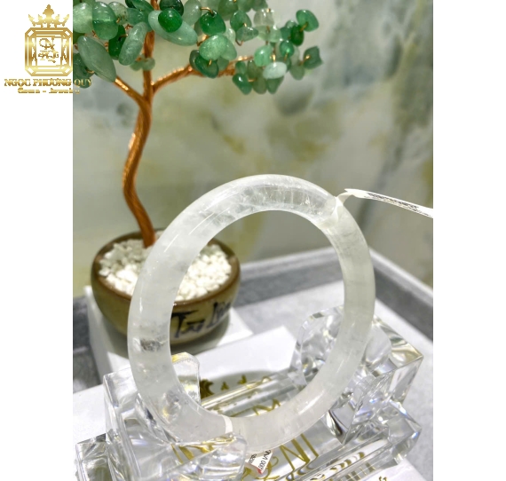 Vòng thạch anh tự nhiên