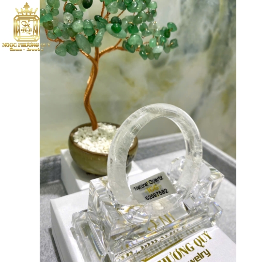 Vòng thạch anh tự nhiên