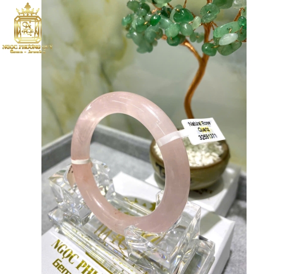 Vòng thạch anh tự nhiên