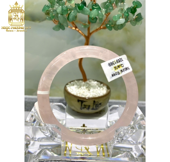 Vòng thạch anh tự nhiên