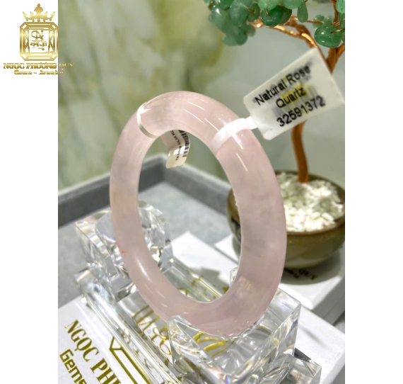 Vòng thạch anh tự nhiên