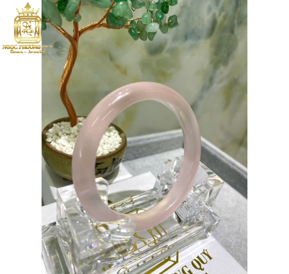Vòng selenite